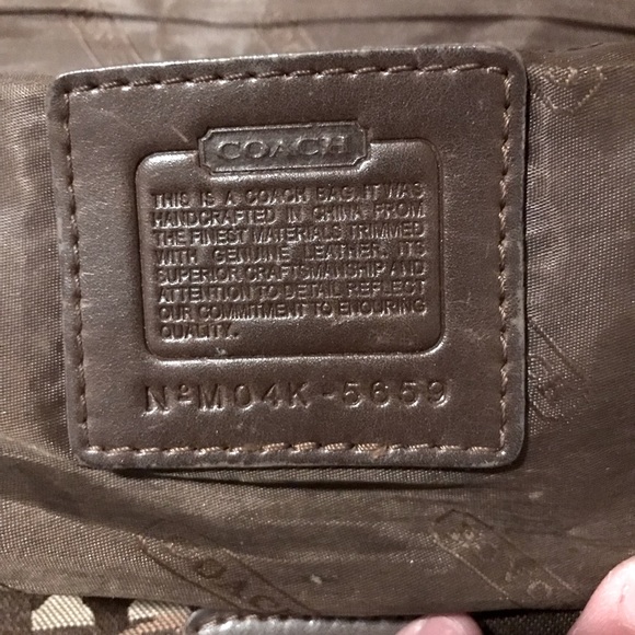 Authentic Coach Handbag 👜 - Picture 2 of 5